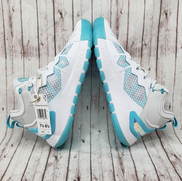 NEW Adidas D Rose 'Son of Chi' Christmas Shoes - Picture 5 of 7